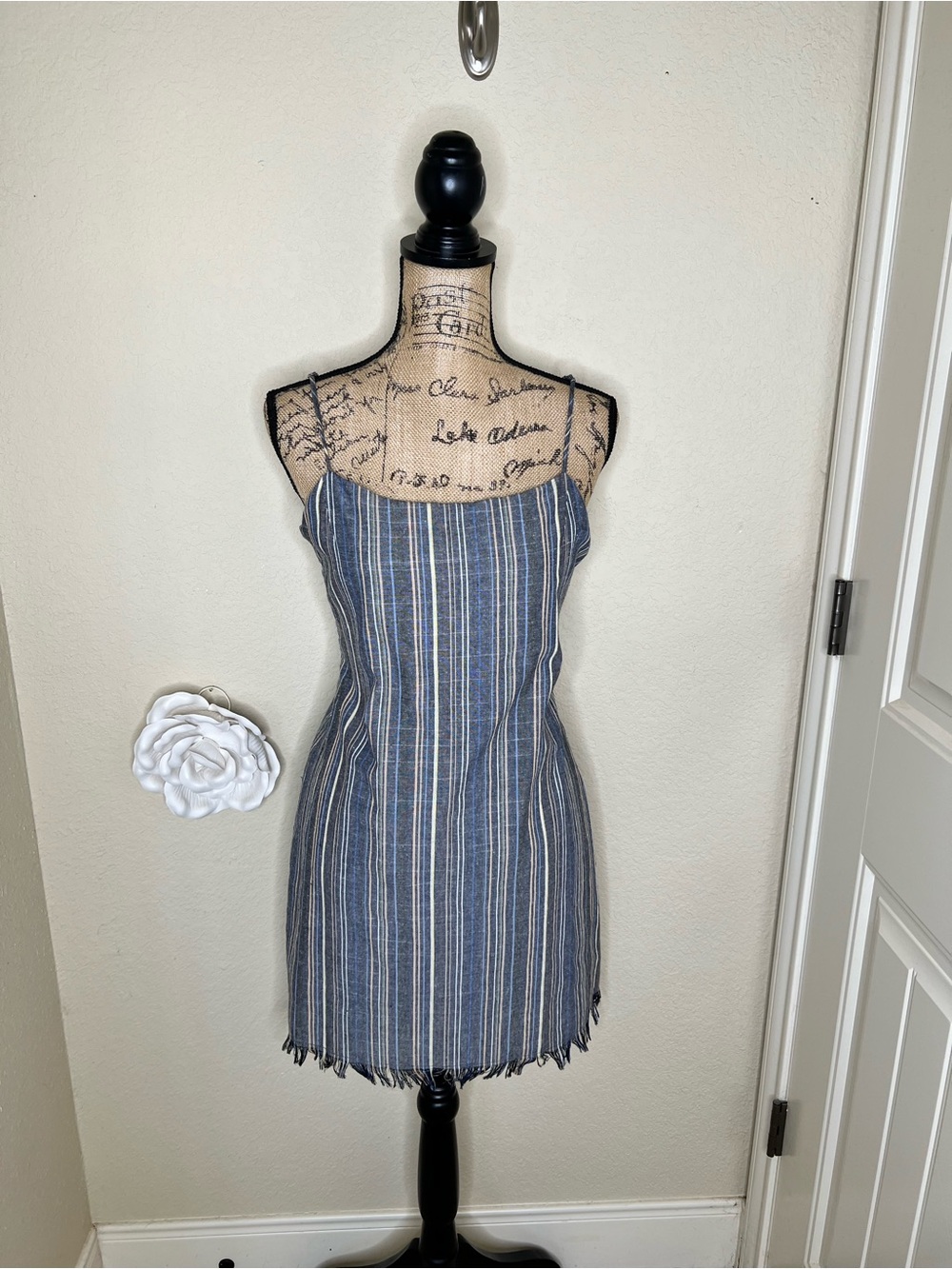 NTM: American Threads Blue Striped Tie Back Mini Dress Open Back Size Large - Picture 3 of 15